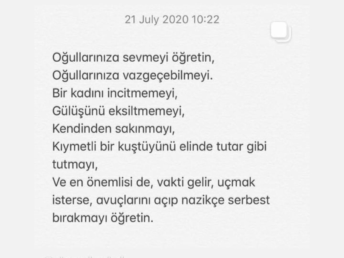 nilayakturkk's tweet photo. Ne yazsam içim soğumuyor,
Kelimelere sığmıyor,
Kelimeler anlatamıyor hislerimi,
#pinargultekin https://t.co/ojzVA2QpZM