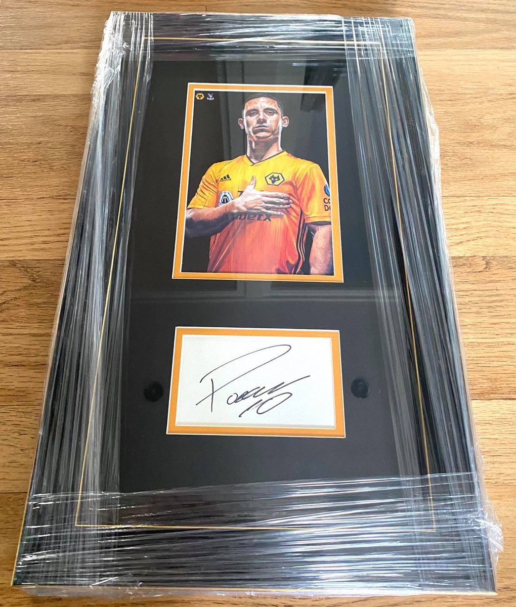 signedwolves's tweet image. BRAND NEW // DANIEL PODENCE 
(Wolves v Crystal Palace 20/07/20)

Hand signed 13 x 21” presentation - framed &amp;amp; mounted by the official framers of Wolves F.C!⚽️

Only £94.99!
Delivery or collection available.

🐺

#WWFC #WolvesFC #Wolves #WolverhamptonWanderers #DanielPodence
