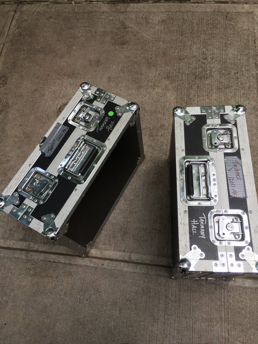 DJTedPakoussa's tweet photo. What’s up y’all?  I know I haven’t been communicating as much, but I just wanted to show y’all my Father’s Day Gift from last month.  A pair of Technics 1200 MK2 Turntables.  Now I’m waiting for my mixing to get delivered. https://t.co/tF2NwDueHg