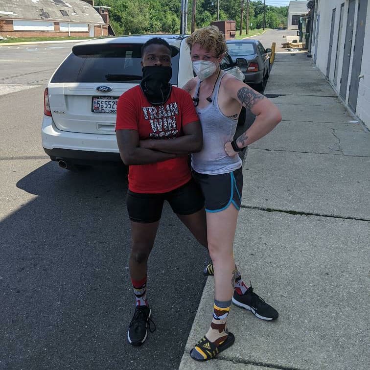 tiarabrownbox's tweet photo. We'll never stop chasing our dreams! Ever ya heard....Pray, eat, train repeat ✊🏿💪🏿⚡✌🏿🏆 #boxingchick #girlfight https://t.co/12PujxcbGh
