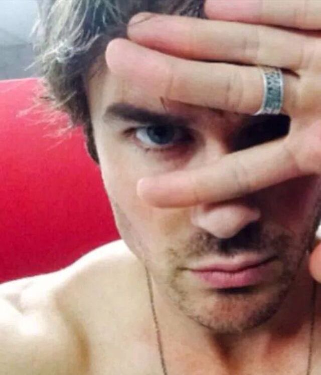 a thread of some cute ian pictures <3