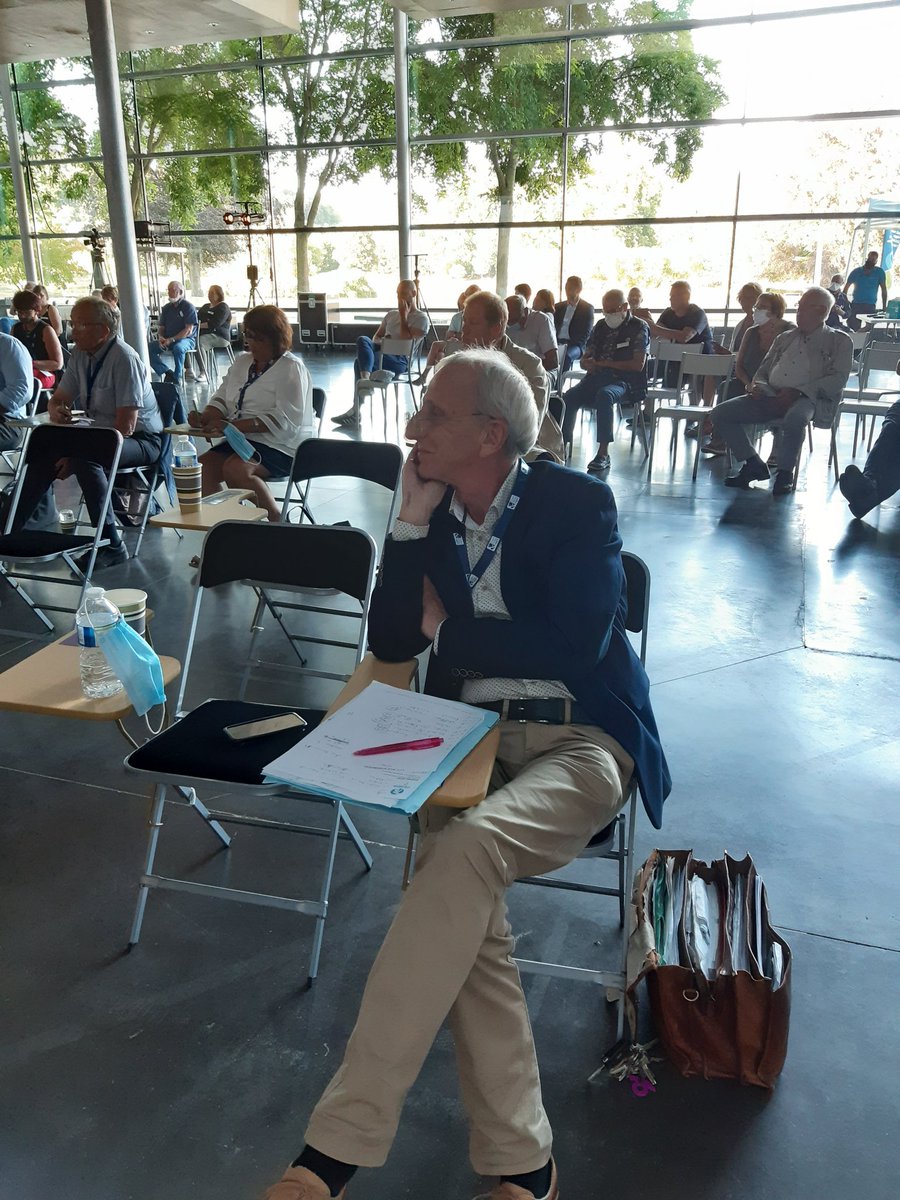 Suite et fin des Vice-Présidents <a href="/CauxSeineAgglo/">Caux Seine agglo</a> élus : Stéphane Cavelier, conseiller communautaire de #TerresDeCaux, Pascal Szalek, conseiller communautaire de #Lillebonne, Dominique Metot, conseiller communautaire de #Bolbec