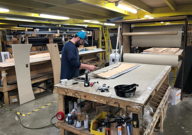 eric_mags's tweet photo. U.S. manufacturing struggling as tariffs bite; job market healthy https://t.co/2UtZmwIMVF https://t.co/a3jQWh1vYs