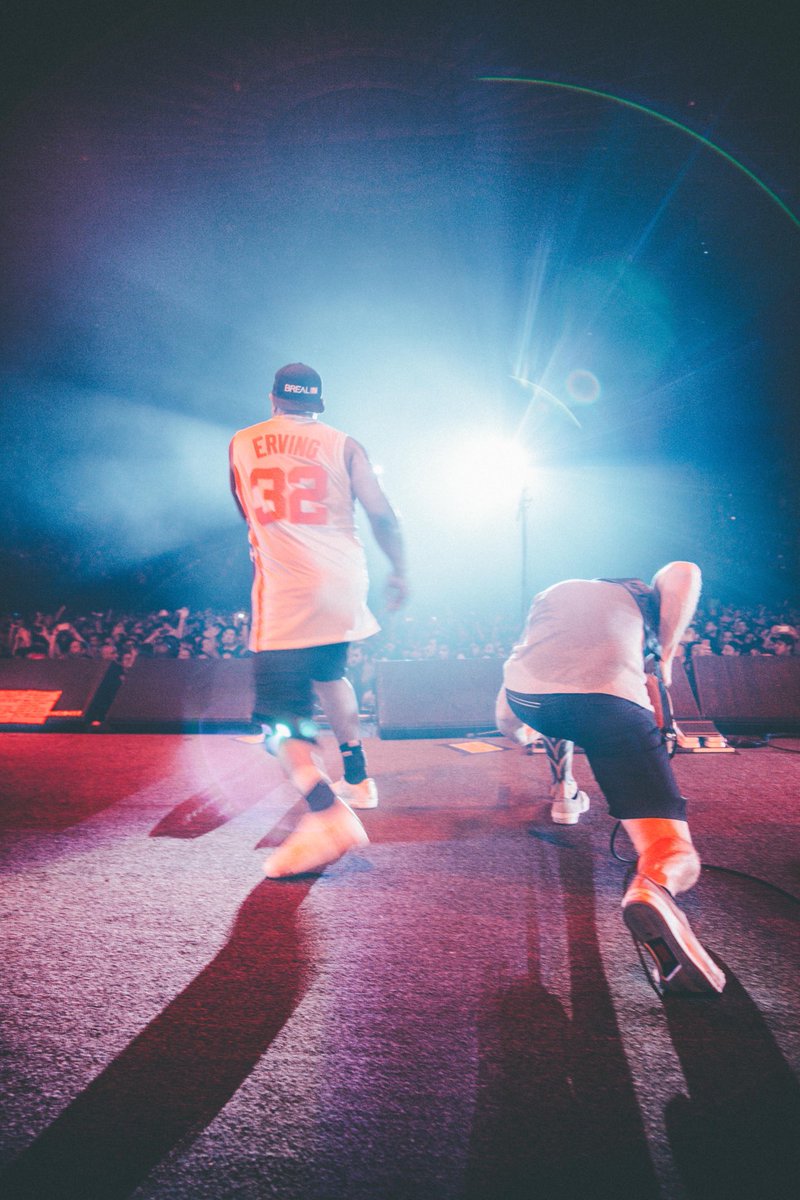 MrChuckD's tweet image. I didn’t have ‘FLOW’ rhyme goals .. in my mind I tried to cave the roof in by Arena &amp;amp; Stadium rappin 33 1/3 years since 1987