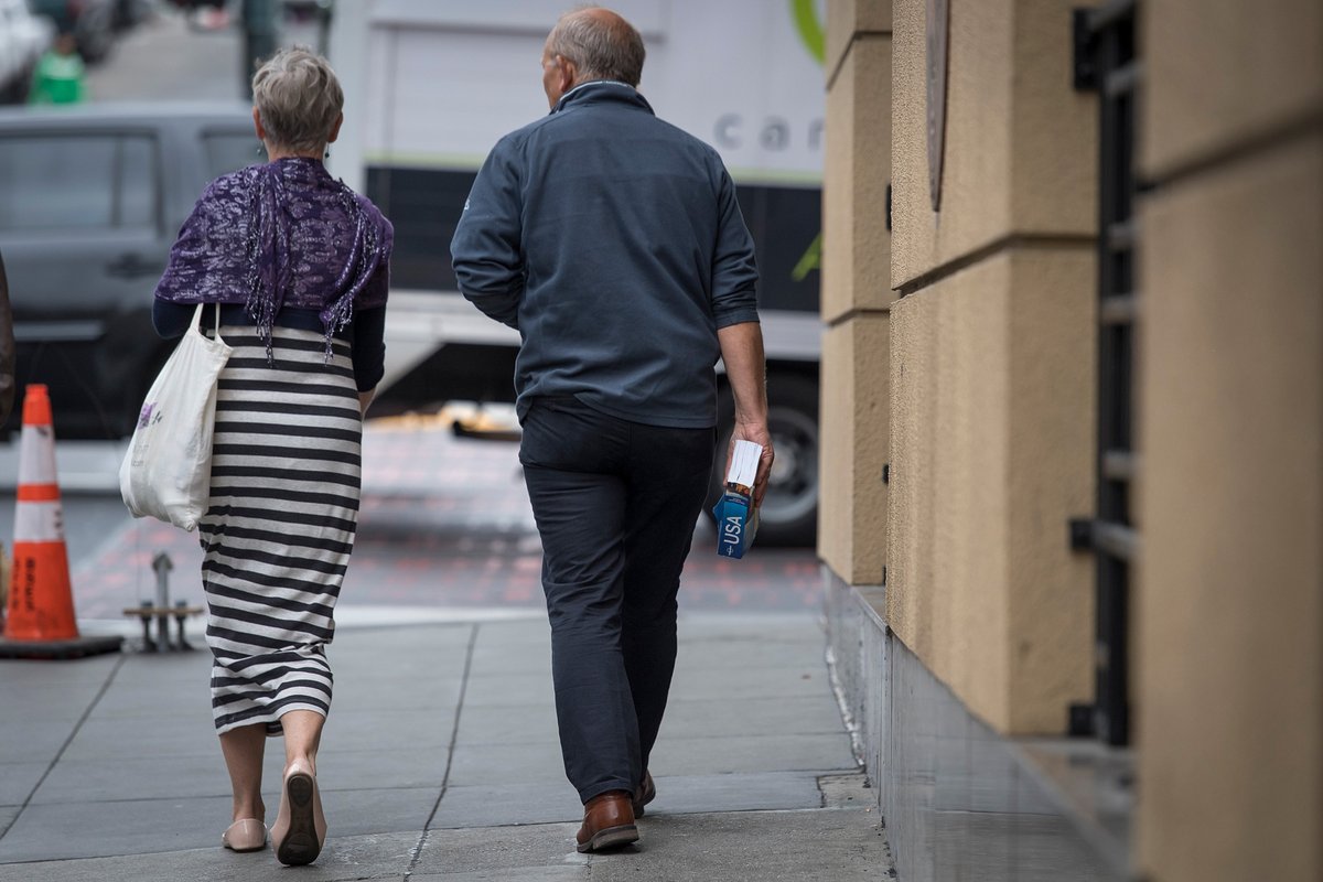 Sure, 401(k) plans have reduced costs as well, but to a much smaller degree.In 1980, a typical investor might have paid 3.5% of assets in fees either in or out of a 401(k). In 2020, that’s shrunk to perhaps 1.5% in a typical 401(k), and 0.5% outside  http://trib.al/KkR1JwD&nbsp;