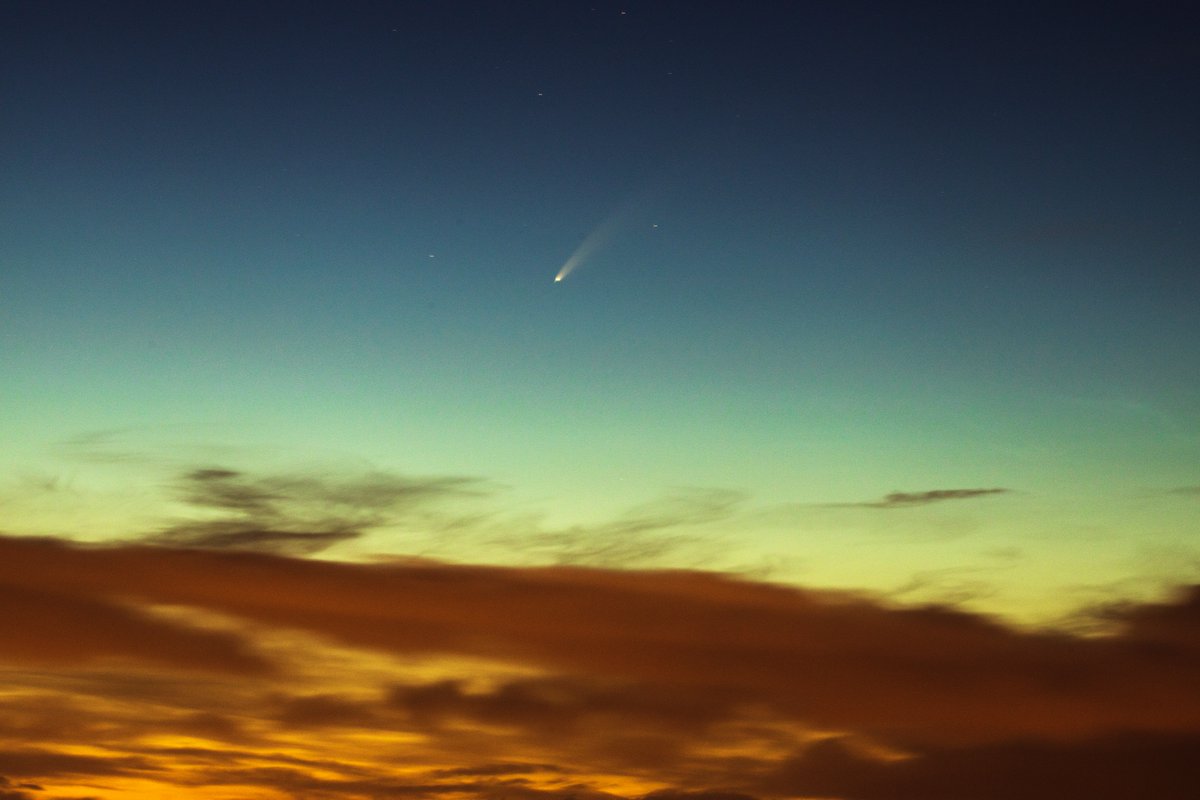 mikesaltsman194's tweet photo. @OwainWynEvans just in case hehe all taken from my home town of Stalybridge taken on my Canon DSLR and held on my #benbotripod for Wednesday/Thursdays Programme https://t.co/rLLmYMEBGE