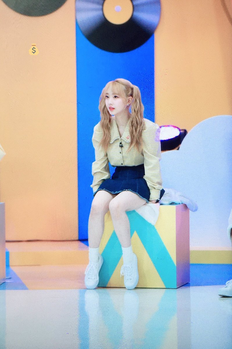 200511 yeojin was one of her babiest moments