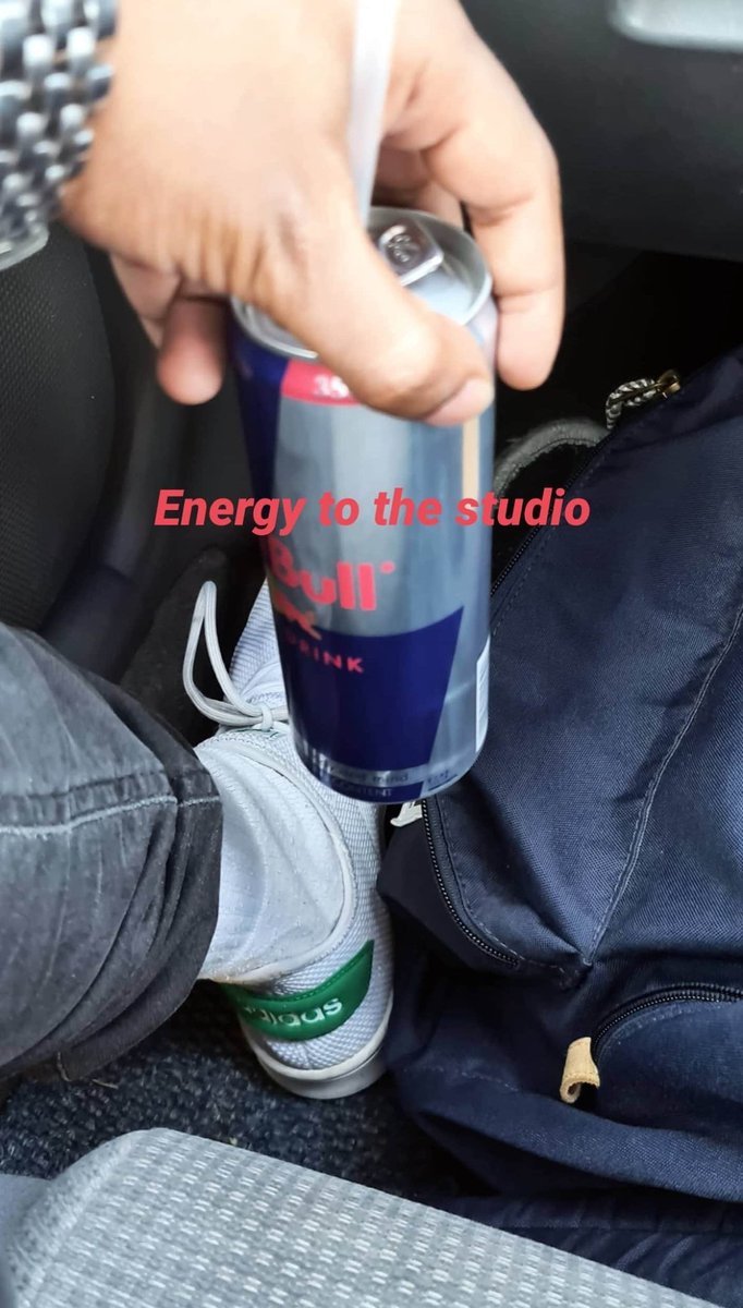 RestingBuddha's tweet photo. Studio energy https://t.co/pkKTpoys23