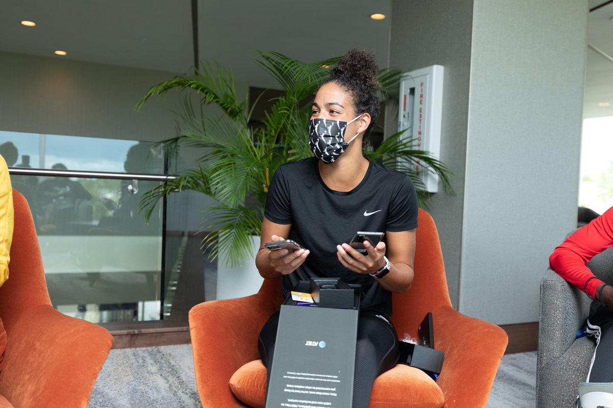Thanks <a href="/ATT/">AT&T</a> for being a #WNBAchangemaker! From keeping our players connected to supporting our Her Time to Play initiative, the #WNBA appreciates you! ❤️