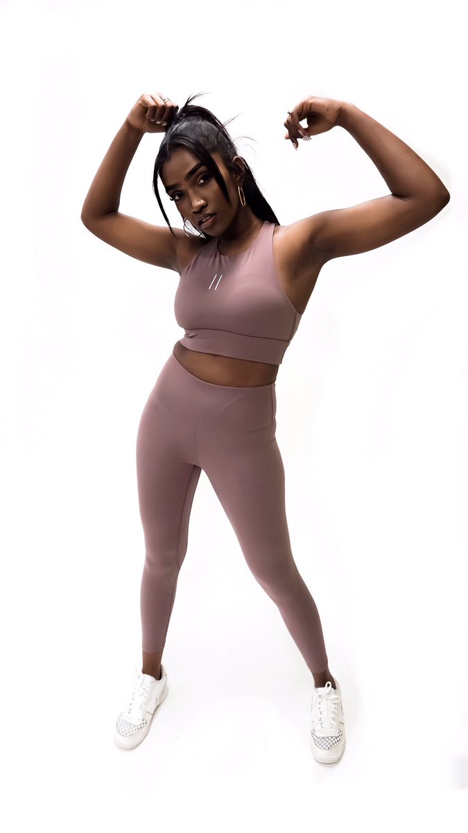_yuhhhh's tweet photo. The best quality yet 🔥
Go peep some new sets I dropped!!
@kouiiwear 👈🏽👈🏽👈🏽👈🏽

https://t.co/gI2kIpXiUz https://t.co/n2pV6KkSE4