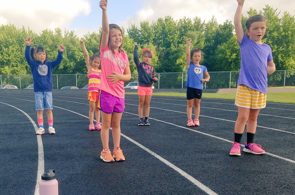 Raise your hand if you love Summer Rec Cheer Camp?! 🎀

Our youngest cheer group brings so much spirit and spunk everyday to camp! We just 💜 you!

#GoFliers