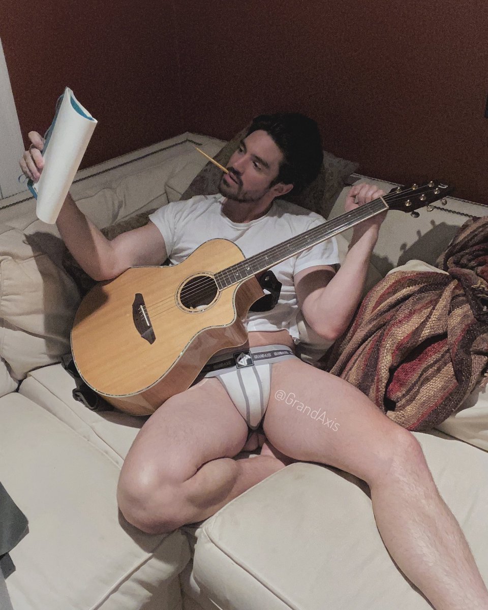 grand_axis's tweet photo. Get inspired while weβre stuck at home π€ https://t.co/YBy5zSWXPO
#GrandAxis #mensunderwear #mensfashion #underwear #guysinunderwear #guysinjockstrap #jockstrap #underwearexpert #underwearbulge #muscle #mensfitness https://t.co/6FmcBO84Ho