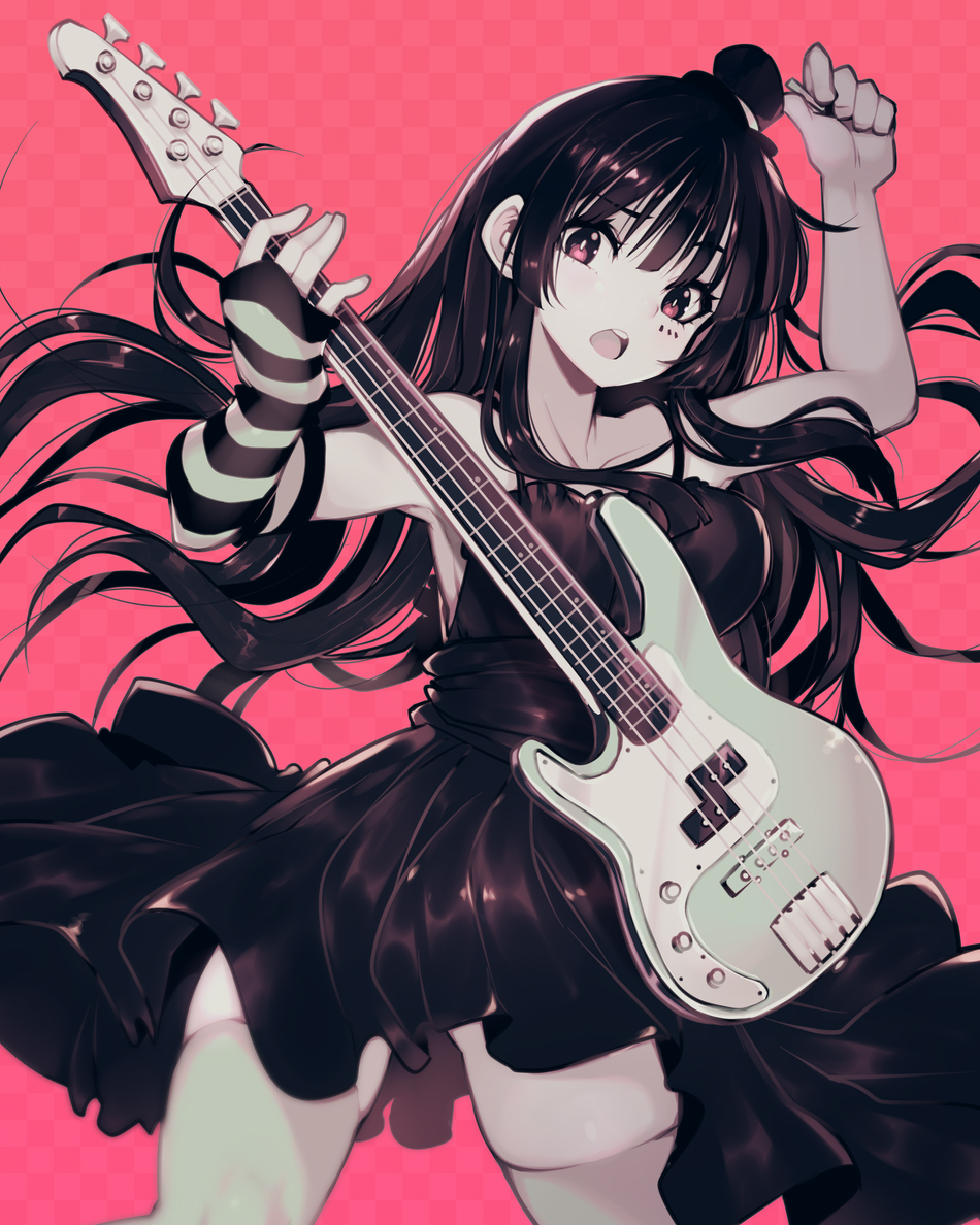Parorou's tweet photo. Mio from K-On 🎸🩲 drawn last year ♪ https://t.co/VO5nsf4RW8
