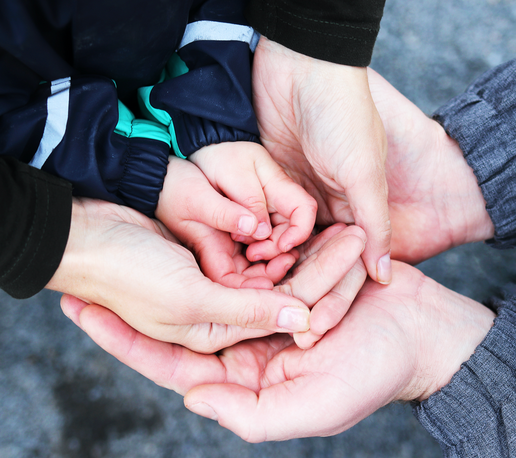 Perpetualfoster's tweet image. Fostering is a way of providing children &amp;amp; young people with a safe, secure &amp;amp; loving home. It involves everything from short-term placements (which last just days or weeks) to longer-term opportunities for children who can’t return to their own families bit.ly/3hr9wYX