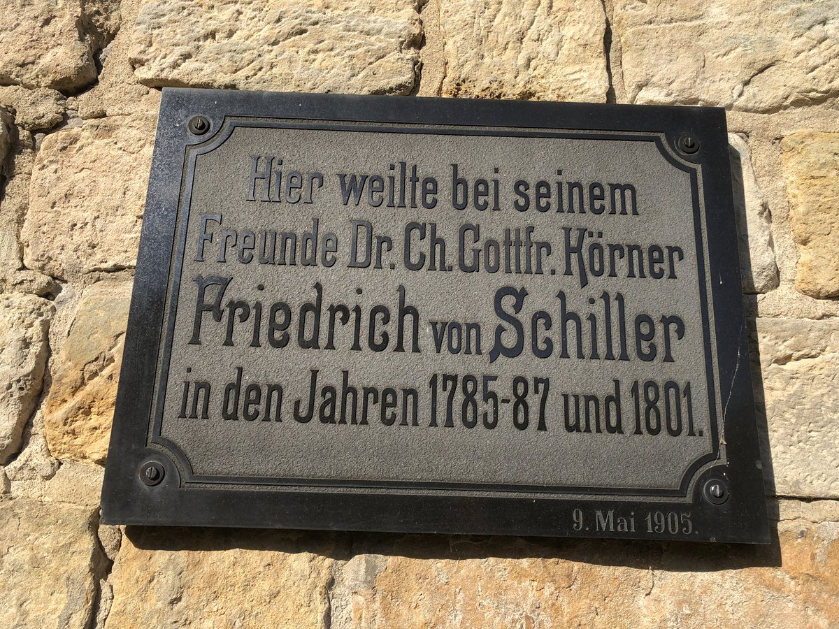 Hochtouren's tweet photo. #Dresden #Loschwitz #Körnerhaus heute - in Körners Sommerhaus am Fuße des Elbhangs entstand u.a. Schillers Don Carlos; manchmal war Schiller aber genervt vom Lärm der #Waschweiber“ an der Elbe siehe sein Gedicht „Der Teufel soll die Dichterei beim Hemderwaschen holen" https://t.co/WK4JuwgMWn