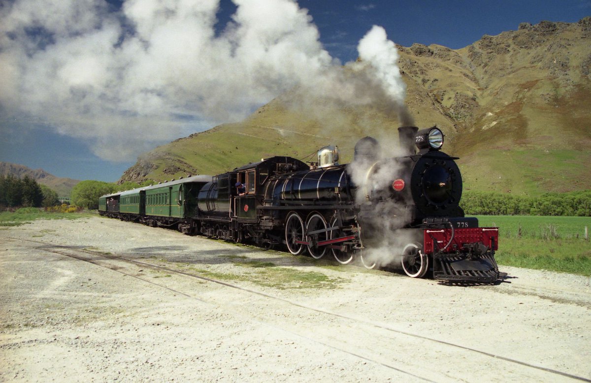 Maxfromeggtown's tweet photo. #DailyTrain:
New Zealand Ab class! (Flyer)
#railway #Train https://t.co/IEuk1Uhgkf