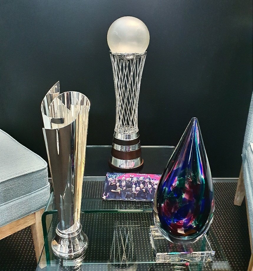 RavMarie16's tweet photo. The goldware on display at @NetballNZ 😉 Happy 1 Year Anniversary @SilverFernsNZ 🥳❤ #PureAs https://t.co/WNMiKn9W3t
