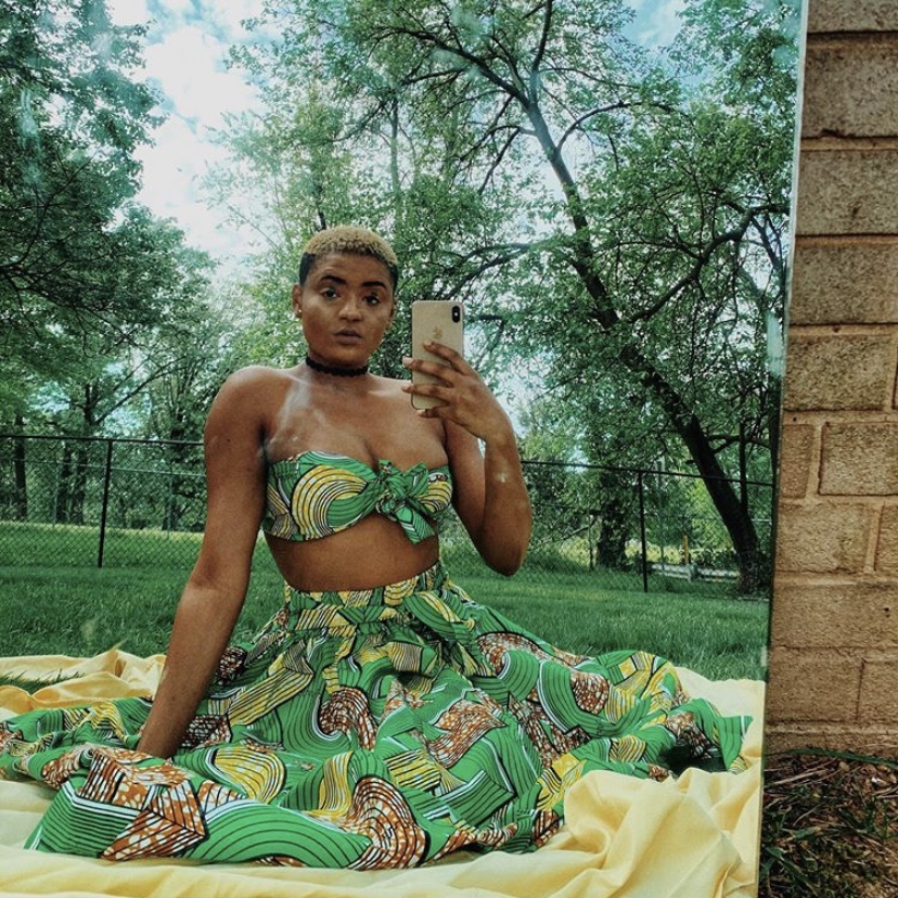 Sometimes you just have to get dressed up so you can take a pic in your backyard✌️ Get your ootd with GoFlyy to avoid a trip to the mall. pc: @ily_toyaa