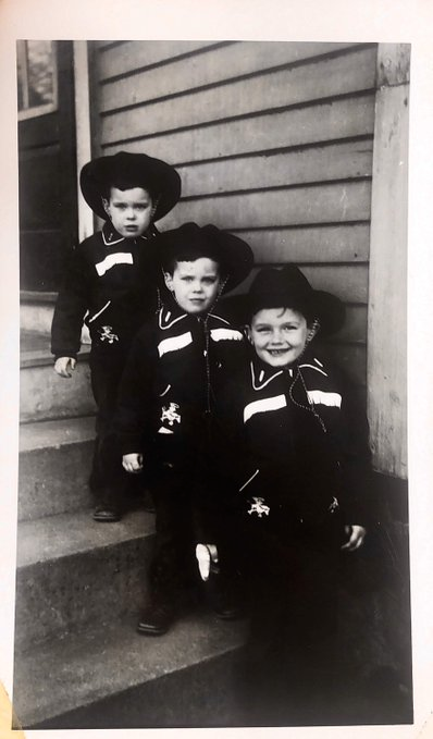 ed markey as hedgehogs: a thread