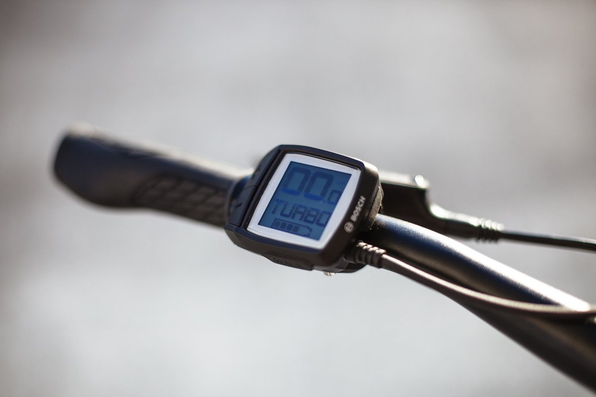 BatchBicycles's tweet image. Step-Thru E-Bikes are now shipping! Order online at Batchbicycles.com and ship to your local bike shop - Free Shipping and Assembly are included! #ebike #boschebike #BatchBicycles