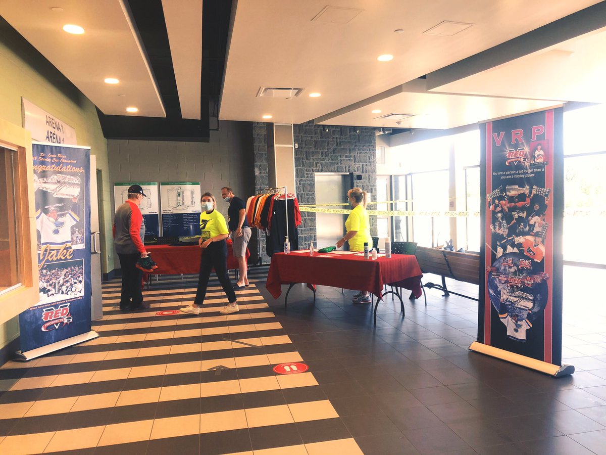 We’re ready for you Future Reds 2020🥳 See you soon @ Grant Harvey Centre #ProspectsHockey #ReadyToHitTheIce #Finally