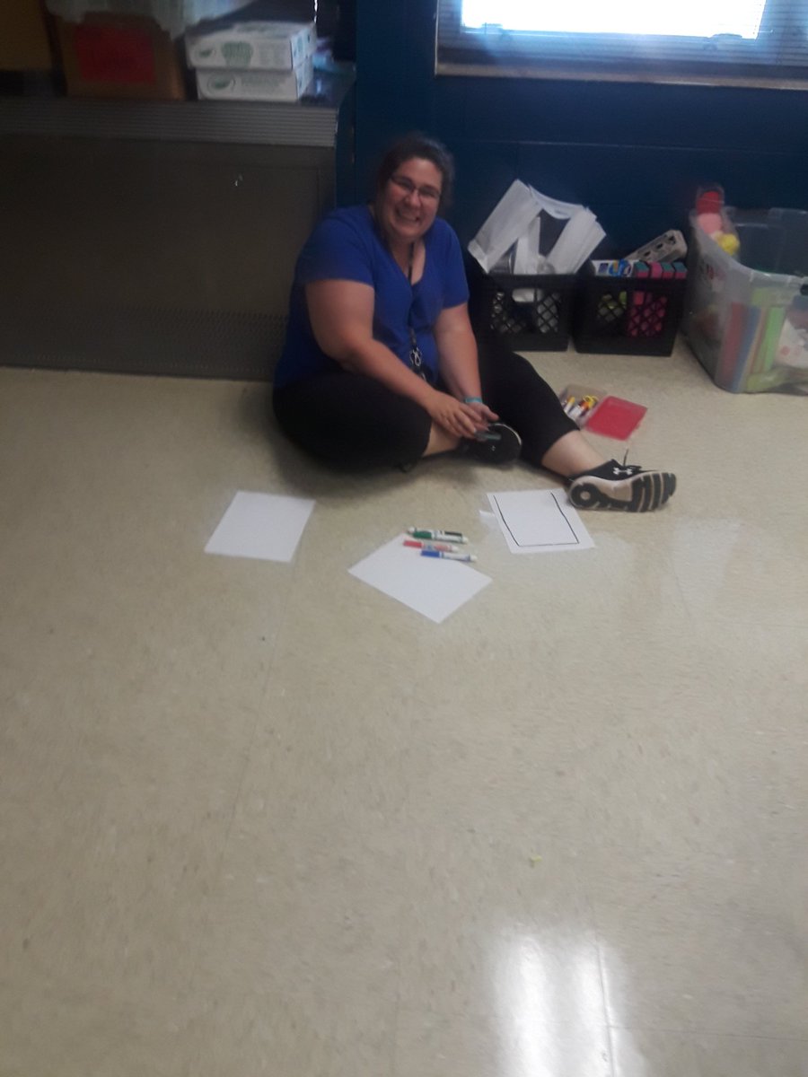 jaimeogle2's tweet photo. We were so busy on Day 2 of STEM Camp. Everything from paper airplanes to LRO's to Ozbots! @GMASteam @kcs_stem #Nasa #ozobot #aerospace #stemtasks @AdamsAtGMA https://t.co/ZgSui0YAY9