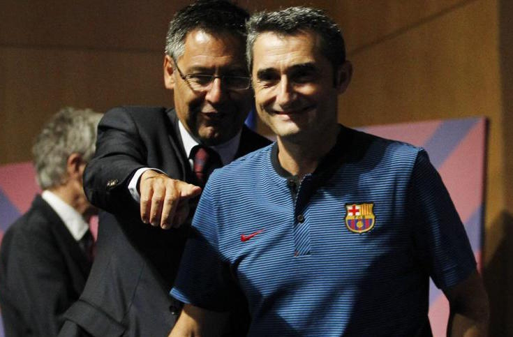 Mais ce que Josep Maria Bartomeu a fait de plus grave, c’est la nomination et surtout le maintien de Ernesto Valverde, qui, durant ses 2 années à la tête de l'équipe, a dénigré complètement notre style, notre identité, s'est pris 2 remontadas en 2 Ligue Des Champions