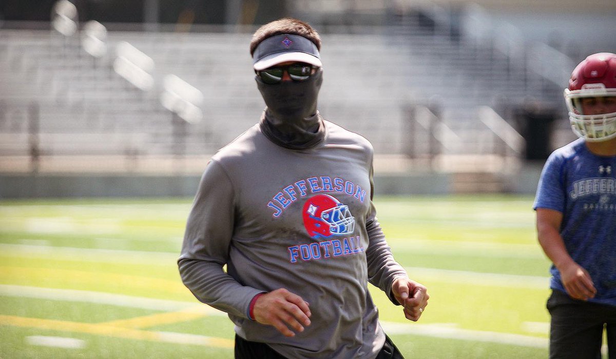 BHMunro1's tweet photo. The Jefferson football team continues its summer work. @coachtomparker https://t.co/Zy7JU78K2I
