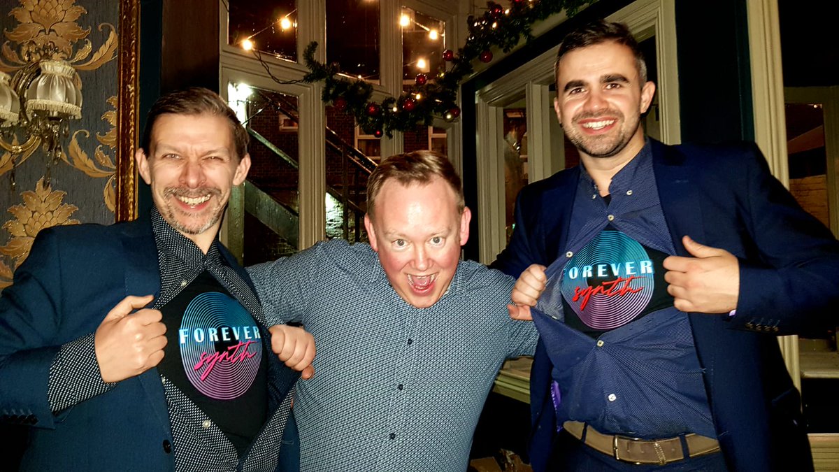 A humongous happy birthday to the main man <a href="/JasonRosam/">Jason Rosam</a> who keeps taking this station to new dizzy heights! Hope you enjoyed the OXO Tower! 🎊🎉 You work tirelessly to make Riverside Radio what it is and we love you for it! Mwah!