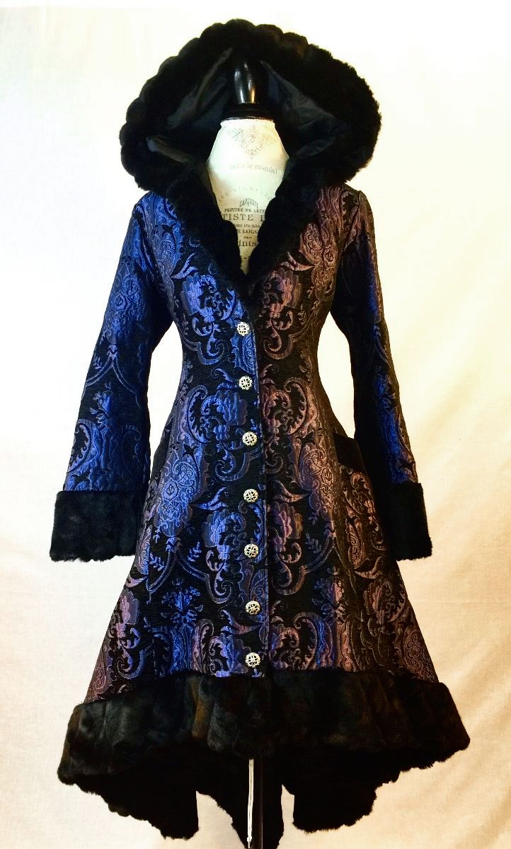 Samiah Fine Clothing tweet media