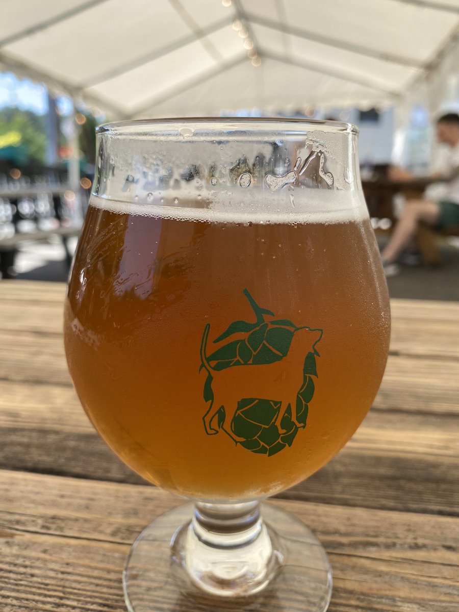 Fab Headless Mumby at Beer garden next to The Hop and Hound on this glorious day.