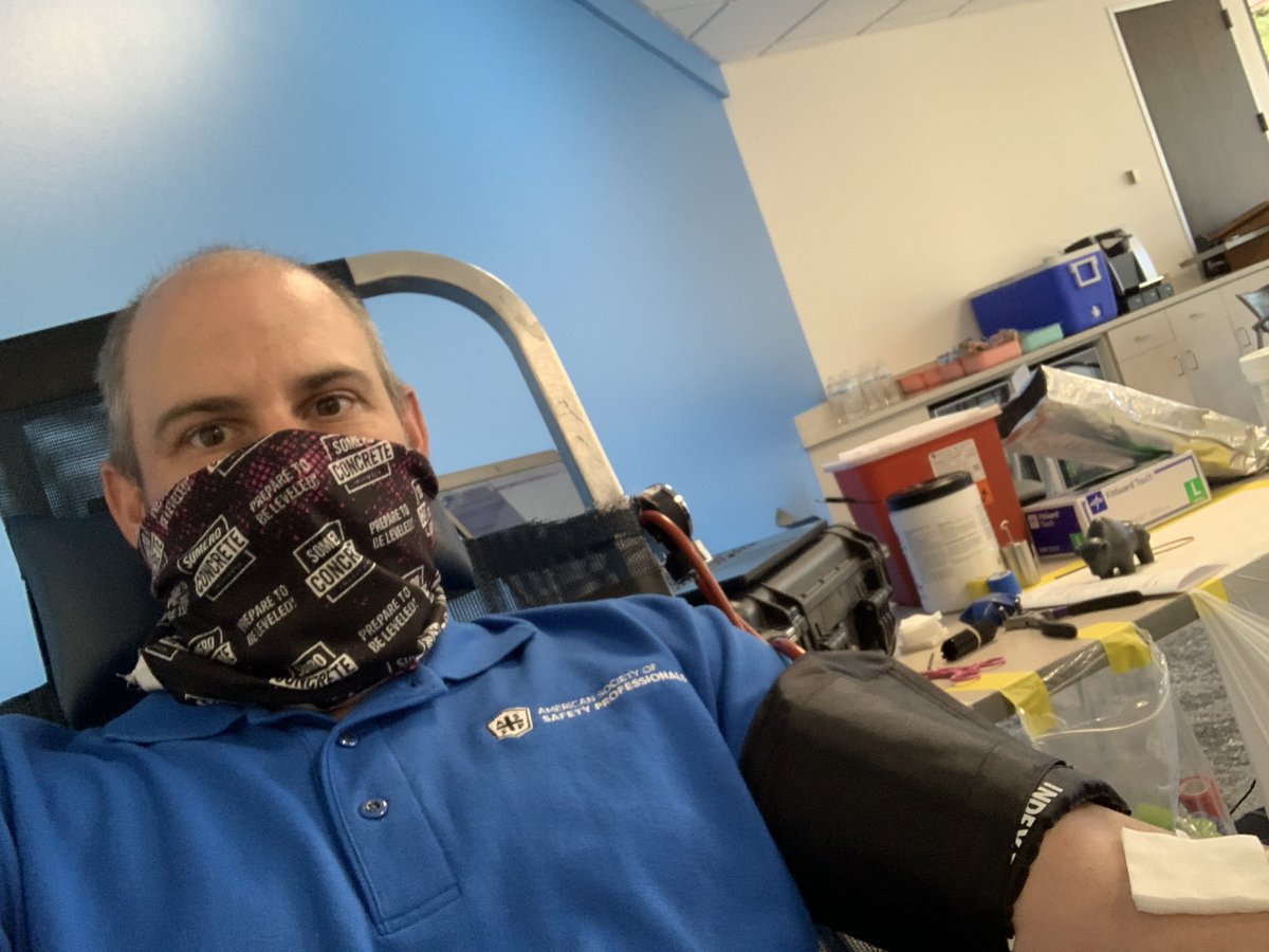 D_Richartz's tweet photo. Grabbed lunch with a colleague/friend, and gave blood all in the shadows of the @Lockton Center in Denver. Going to wrap up a few things before heading to D’s baseball game.  Now that’s a successful Tuesday afternoon if you ask me!! https://t.co/UsqFToaWDb