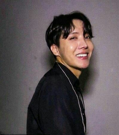 jung hoseok sorrindo — uma thread que vai te deixar boiolinha.