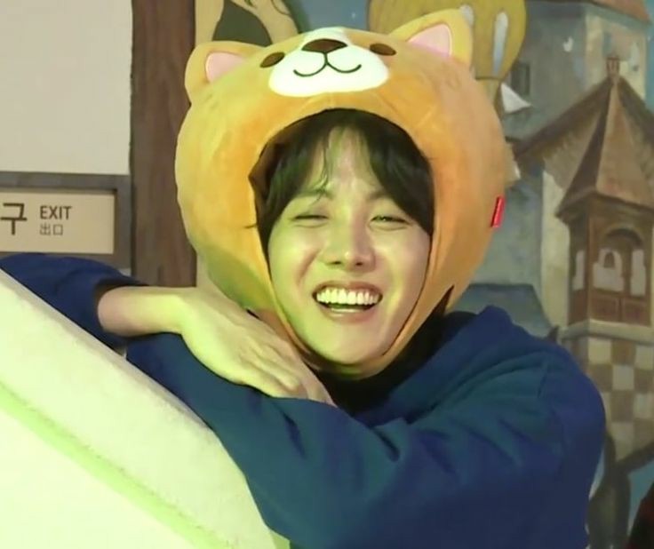 jung hoseok sorrindo — uma thread que vai te deixar boiolinha.