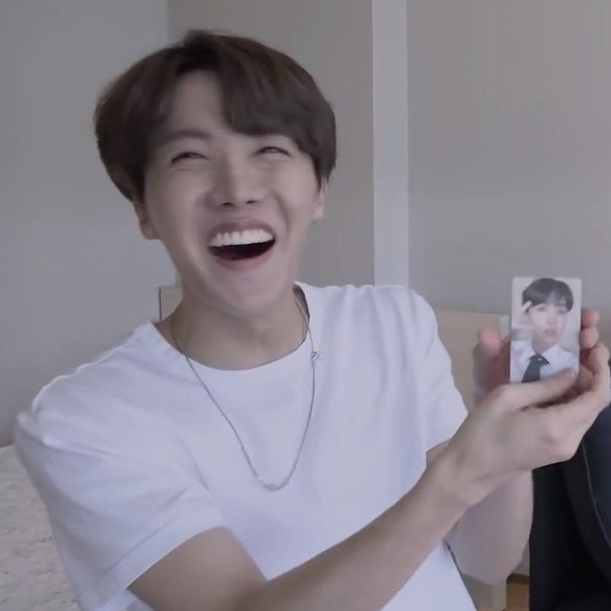 jung hoseok sorrindo — uma thread que vai te deixar boiolinha.