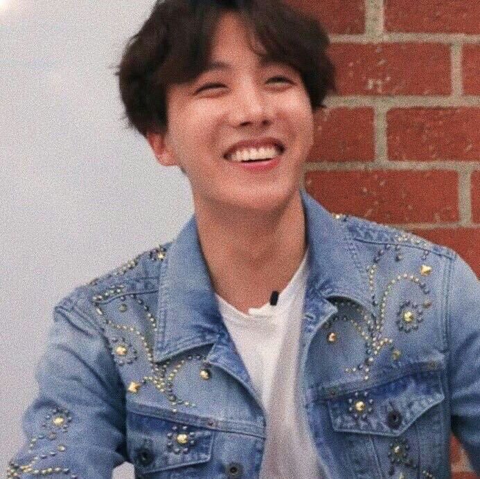 jung hoseok sorrindo — uma thread que vai te deixar boiolinha.