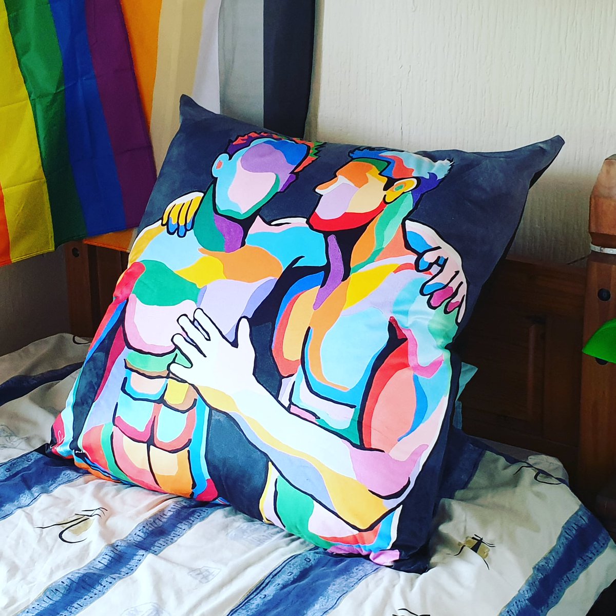 ChrisR005's tweet photo. @TGingerlad Love your cushions. Here's one I got recently https://t.co/SY2Ojtb6Sb
