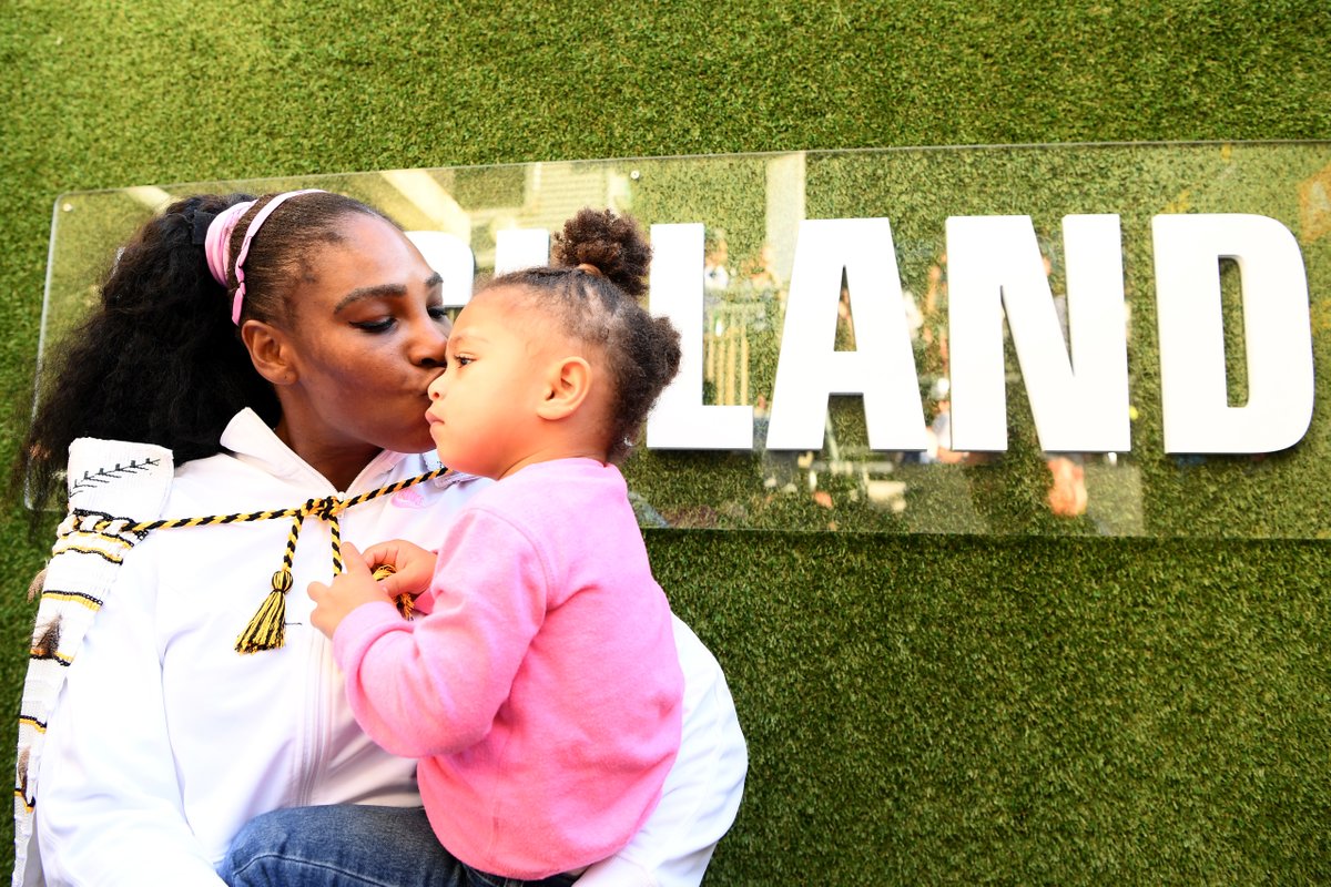 BleacherReport's tweet photo. Serena Williams' daughter, Olympia, is the youngest team owner in pro sports as a part-owner of NWSL expansion team Angel City

She's 2 👶 https://t.co/WaPjW6YiDd