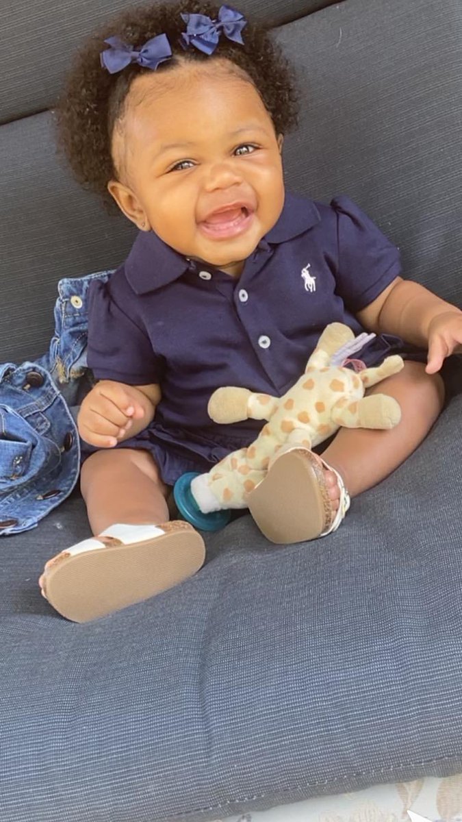 LilMiss__Lee's tweet photo. Gave birth to my bestie 10 months ago❤️🥰. Love every second of it https://t.co/Qqjk8Cr9yJ