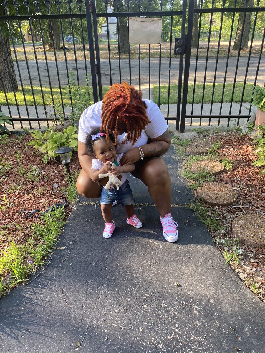 LilMiss__Lee's tweet photo. Gave birth to my bestie 10 months ago❤️🥰. Love every second of it https://t.co/Qqjk8Cr9yJ