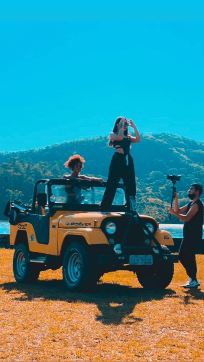SemanReal's tweet photo. Tem clipe novo vindo aí plae! 

@RapTxai https://t.co/OUcUuNk4Fh