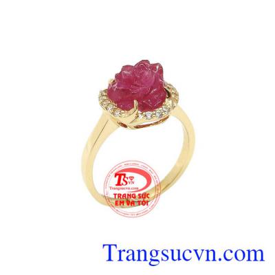 tsvn_com_vn's tweet photo. Nhẫn nữ Ruby Hoa Hồng là sản phẩm nhẫn nữ đẹp vàng tây đẹp, được chế tác tỉ mỉ, sang trọng. https://t.co/ItnWhGRdYm #jewelry #Vietnam #nhannudaquy #nhannuvangtay #nhannu #nhanvang #nhannuruby #ruby #nhanruby #gold14k #gold18k #EVT #EMVATOI https://t.co/Sn823sjmMe