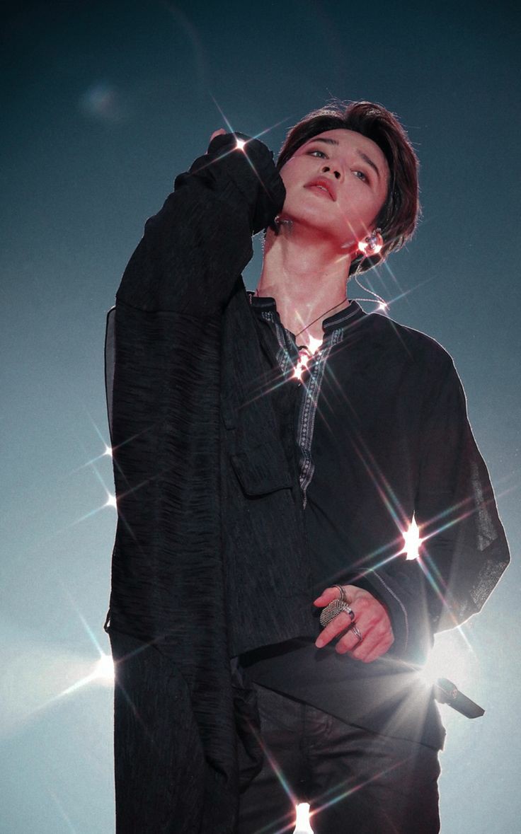 thpeachie's tweet photo. #jiminprince
#jiminbestman
#jiminbestdancer
#jiminbestsinger
#jiminbestboy
#jiminangel
#jiminbestboyfriend
#jimincute
#jiminpretty
#jiminperfect
#jiminhandsome
#jiminprecious
#JiminWeLoveYou
#JiminPromise
I love u so much jimin, army protects you 💖💖👑 https://t.co/iLQACRAph8