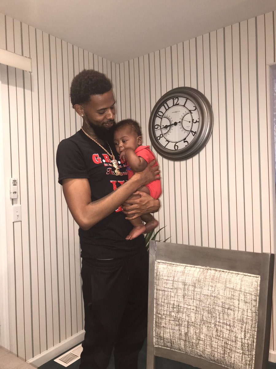 chas_tweet's tweet photo. Stinky butt and his uncle #MYMCs πππ @DEDE_PORTER https://t.co/wJR82GWNvG