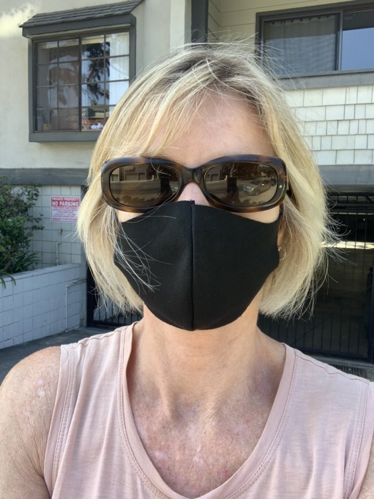 khollink's tweet photo. Showing homes!
🏡
🌞
#realtorlife #showinghomes #ilovemdr #marinadelrealestate #sellingla #losangeles #tuesdayvibes #coldwellbanker #siliconbeachhomes #larealestate #workinggirl #tuesday #listinghomes #lovewhatyoudo #marinadelrey #venicebeach https://t.co/yKClkDz6Ms