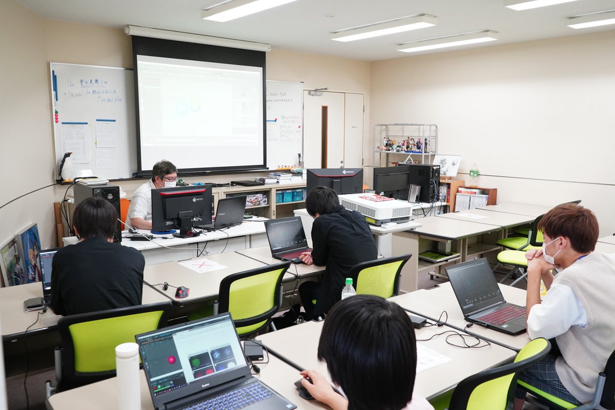 アニメーター 仕事風景 アニメーター 仕事風景