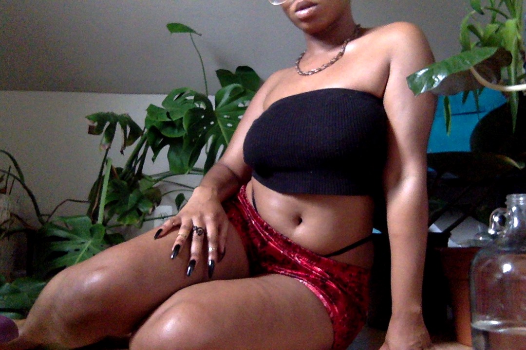 What would you do if you got your hands on a freak like me?
$SiDilla
onlyfans.com/afroplantbae