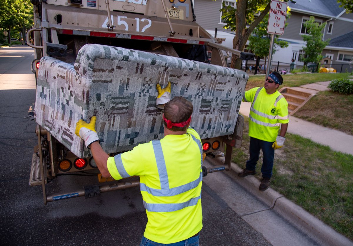CityofMadison's tweet photo. Make a plan for #studentmove. Decide now what can be donated and what you will be bringing to your new home. And learn what the Streets Division can take to the landfill. https://t.co/kyvZhPuvOO    @UWMadison @MadisonCollege @EdgewoodCollege https://t.co/L5TRdSoF5X