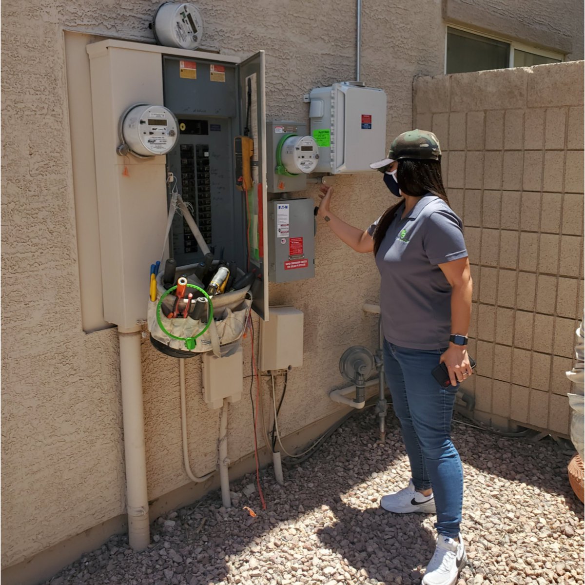 Erus_Energy's tweet photo. We had a special moment for our company last week for our late employee, Joe Hernandez who tragically passed away in March. To help support and take care of his family by donating and installing a solar energy system for their home. Last week we were able to turn their system on. https://t.co/6isuqYmaVj