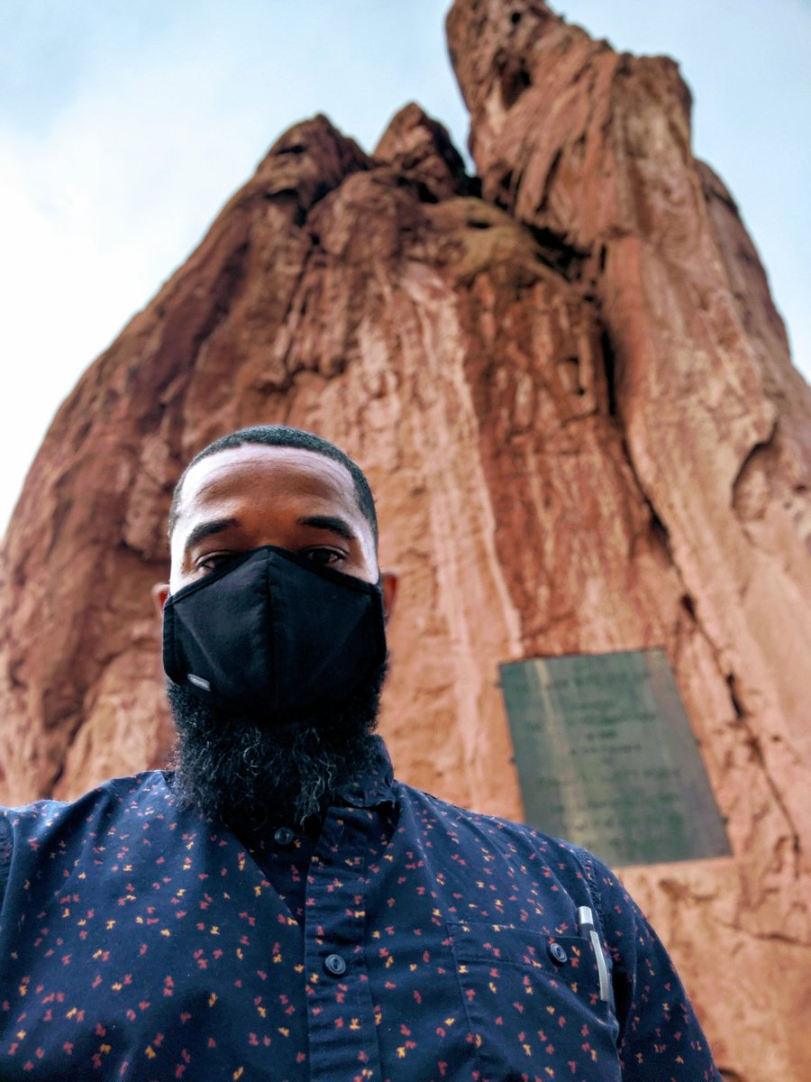 NadirRealEstate's tweet photo. EVEN THE GODS SHOW RESPECT 😷
↓
↓
↓
↓
↓
Always Been SOLID AS A ROCK! ⛰️
______________________________
#GardenOfTheGODS #MaskOn
#KeepYourEyesOnThePrize
#275 #MillionYearsago
#SentinelRock
#RockSolid https://t.co/8WpmheDUh7